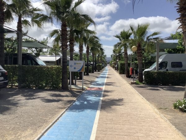 Bravoplaya Camping Resort ***** — Camping in Venta de San Antonio-Estación / Comunidad Valenciana