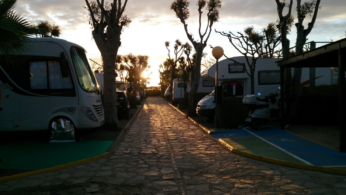 Bravoplaya Camping Resort ***** — Campingplatz in Venta de San Antonio-Estación / Comunidad Valenciana