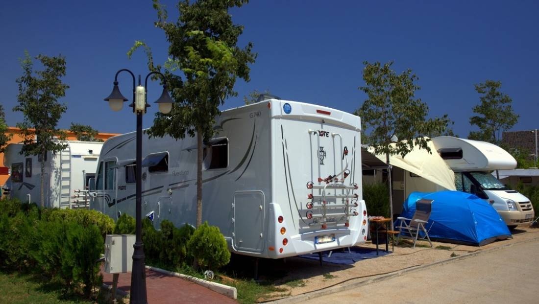 Camping los Pinos — Campingplatz in Peníscola / Comunidad Valenciana