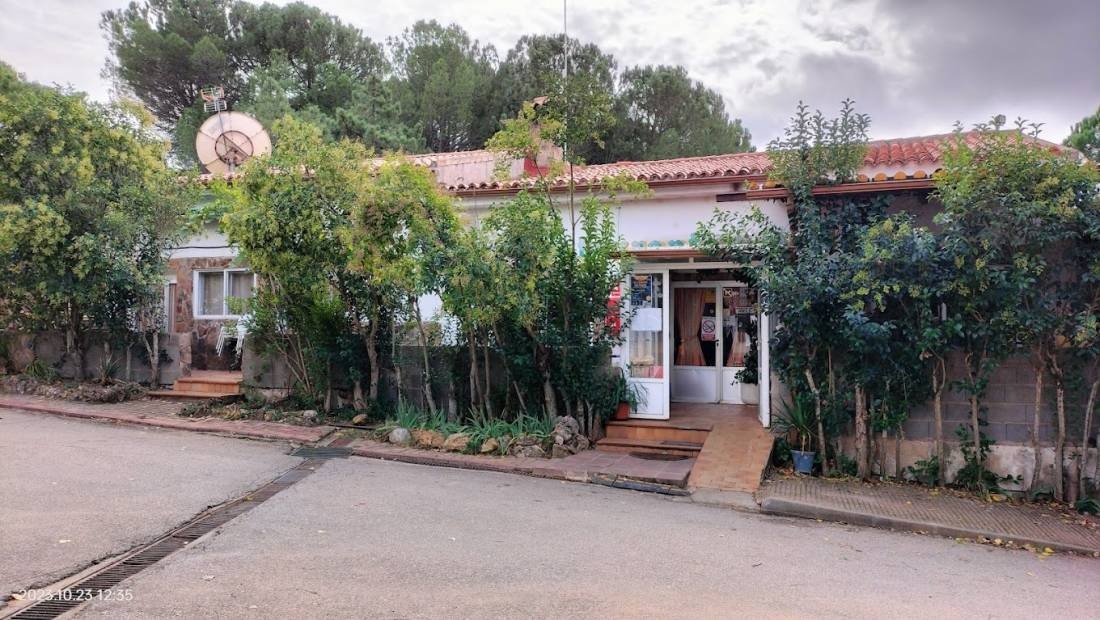 Camping Pantapino — Camping in Olmedilla de Alarcón / Castilla-La Mancha
