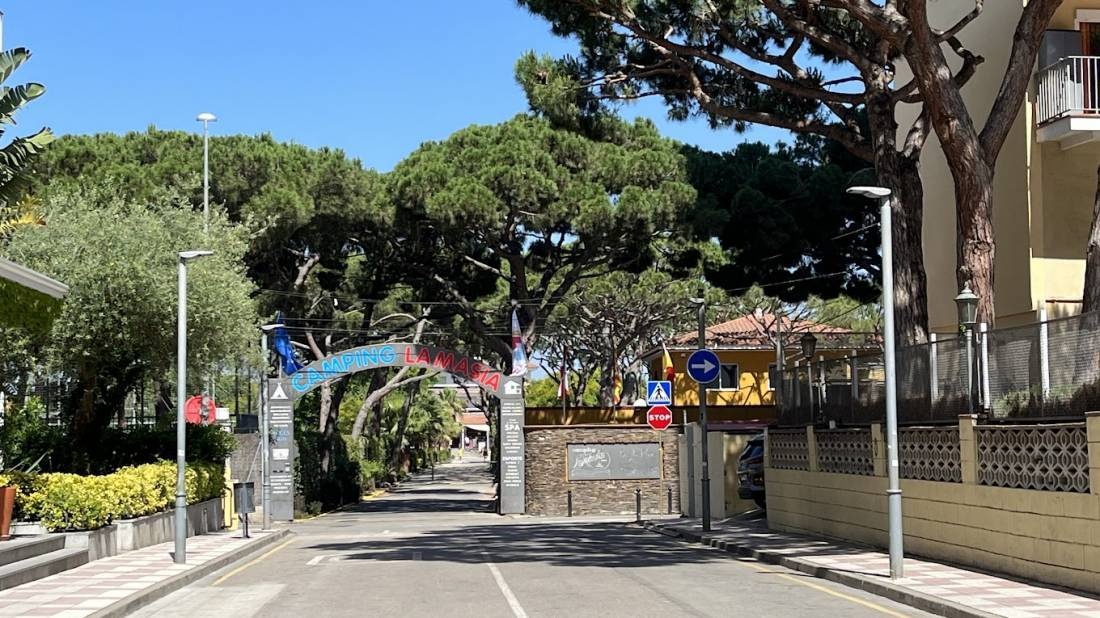 Camping La Masia — Campingplats in Blanes, Girona / Catalunya