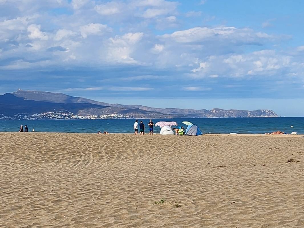 Camping L'Àmfora — Cámping in Sant Pere Pescador / Catalunya