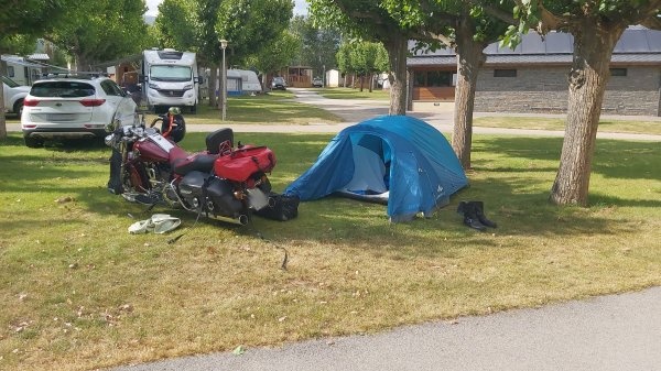 Càmping Pirineus — Campingplads in Guils de Cerdanya / Cataluña