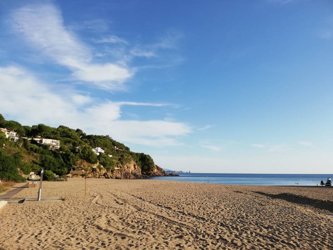 Camping El Maset — Campingplass in Begur / Cataluña