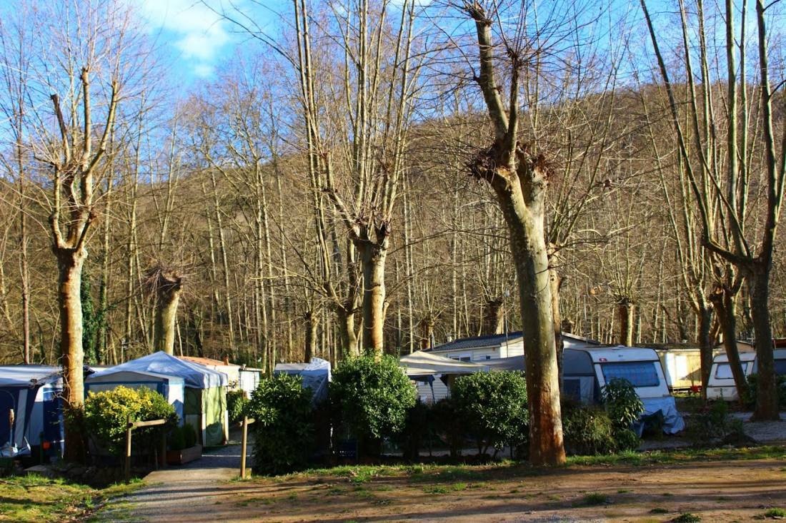 Camping Restaurant Les Tries - Olot - Garrotxa — Campingplats in Olot