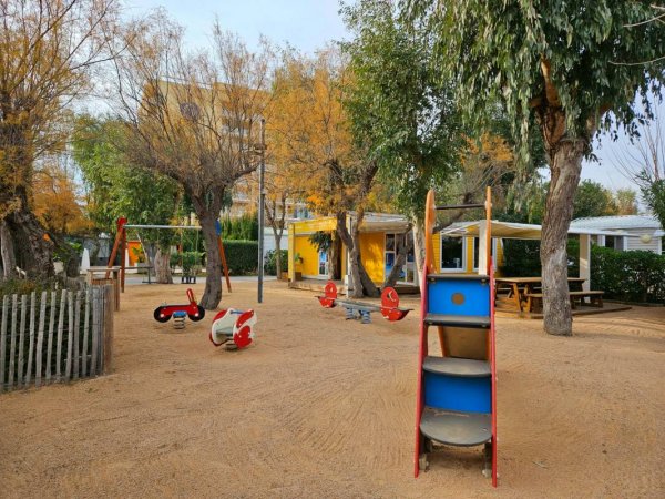 Camping & Bungalow Salatà — Photo 2