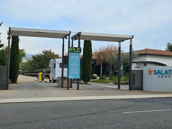 Camping & Bungalow Salatà — Photo 3