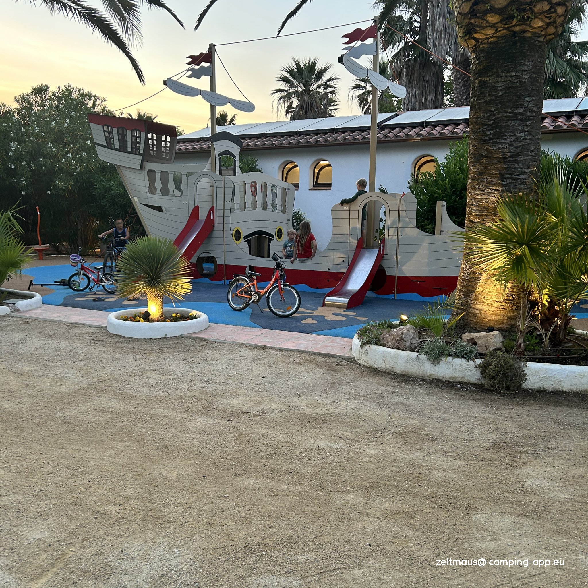 Camping las Palmeras — Foto 5