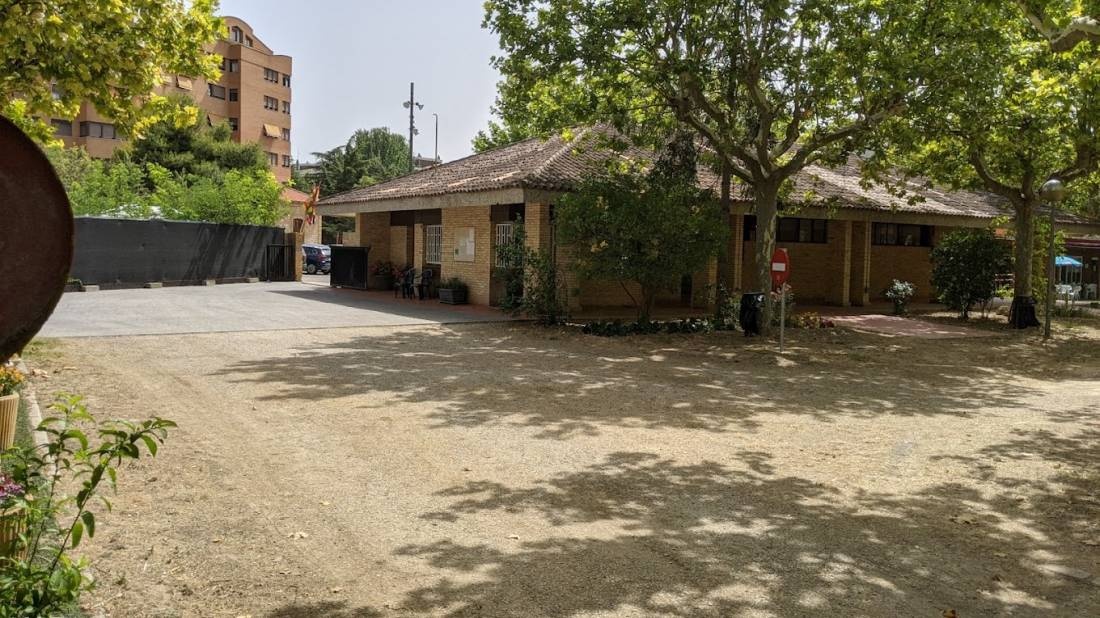 Camping San Jorge ** — Cámping in Huesca