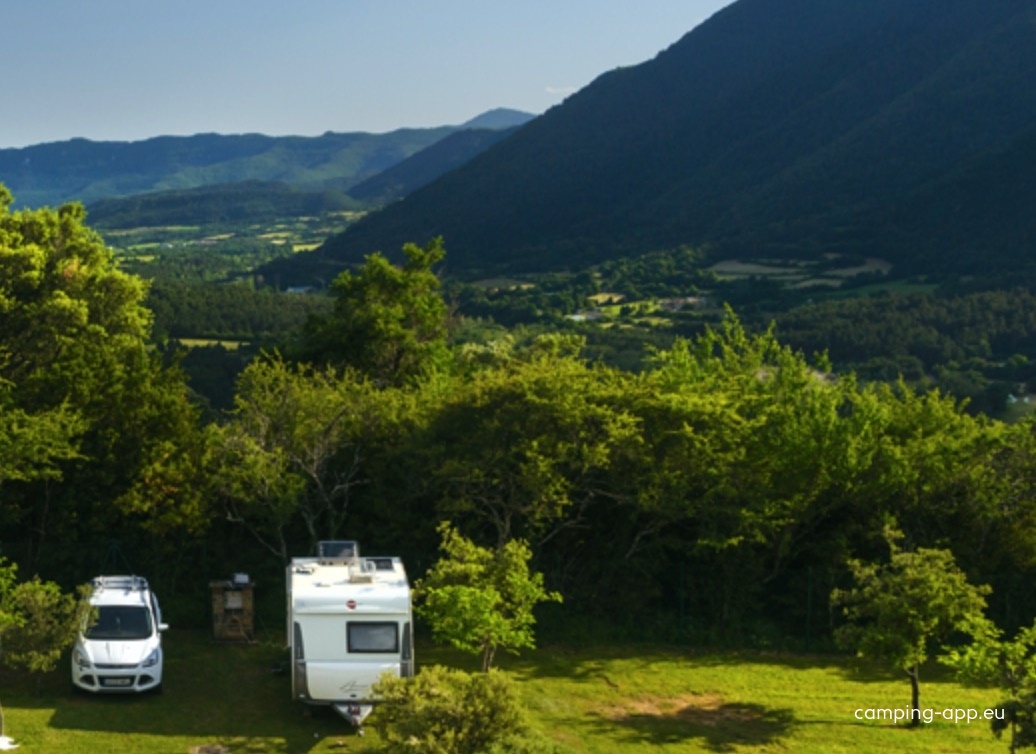Camping Borda Bisaltico — Місце для кемпінгу in Hecho / Aragón