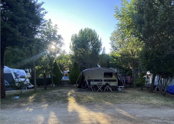 Camping Lago Barasona — Photo 3