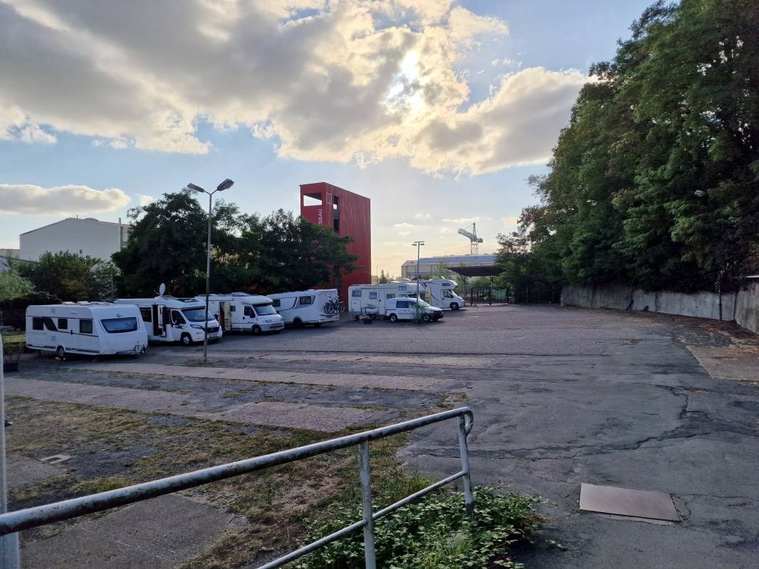 Stellplatz Maritime Meile Bremen — Aire camping car in Bremen