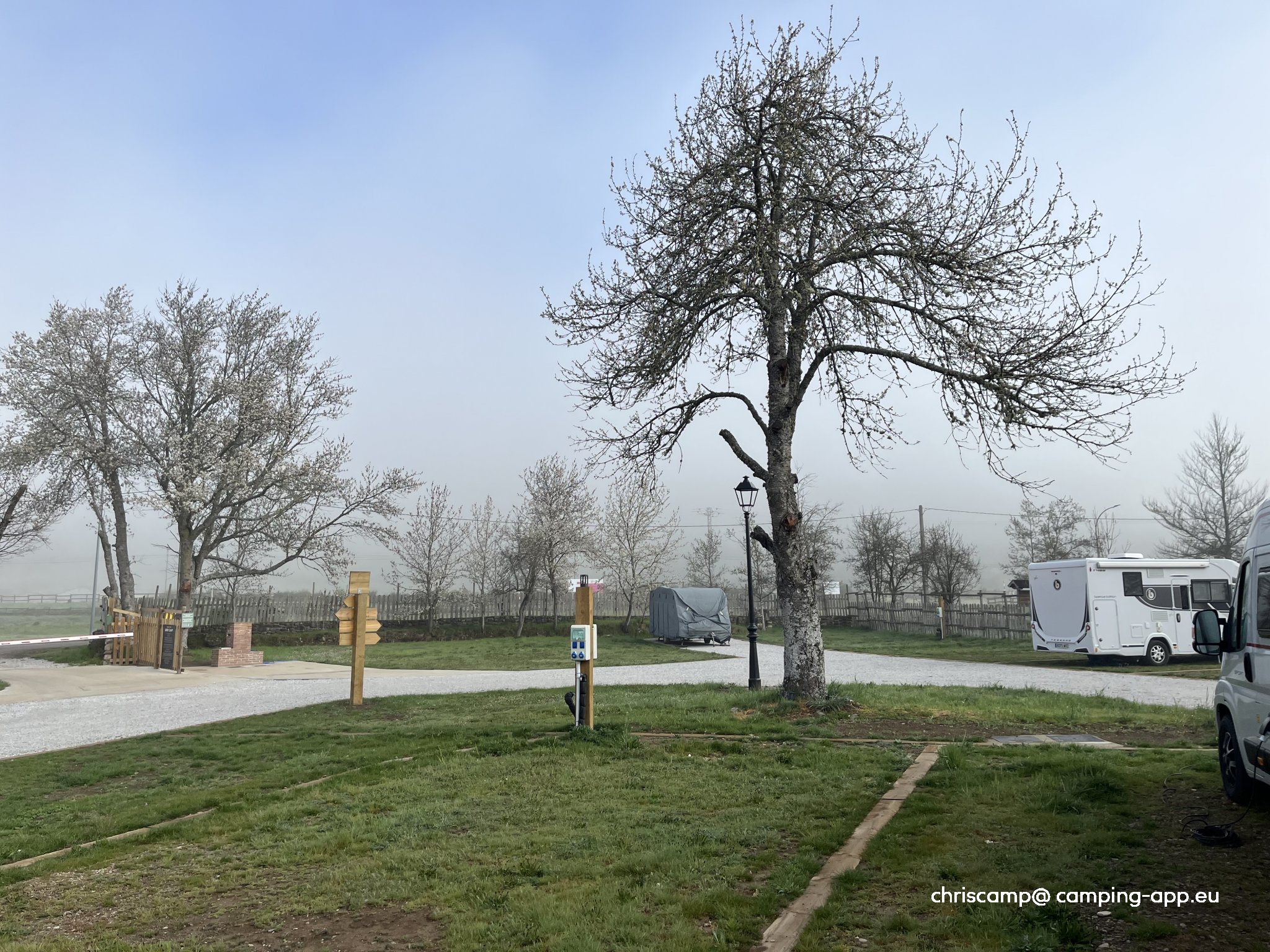 Lobo Camp — Campingplats in Boca De Huergano