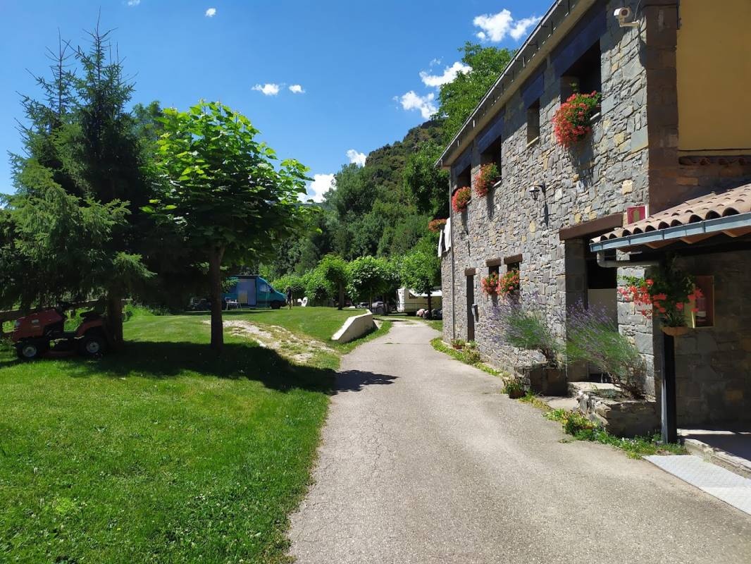 Camping del Remei — Campingplats in El Pont de Suert / Cataluña