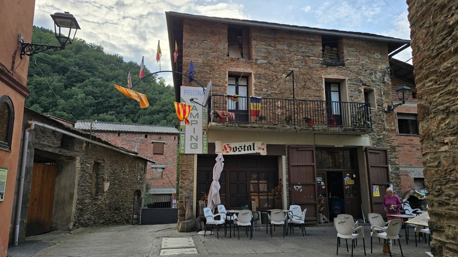 Camping Buchaca — Kamp yeri in Castellbò / Cataluña