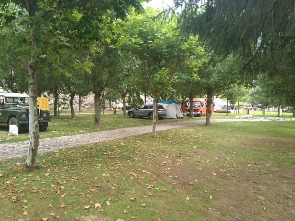 Camping La Torre — Cámping in Espot / Cataluña