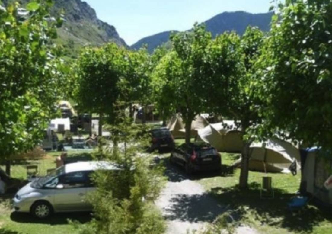 Camping Voraparc — 露营地 in Espot / Catalunya