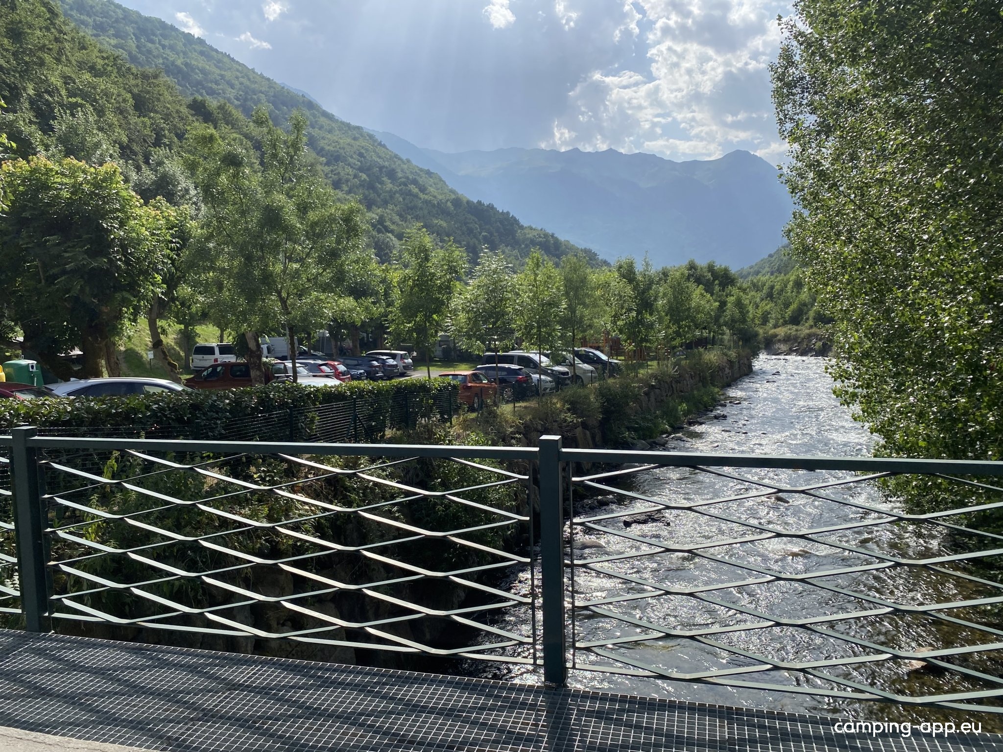 Camping Artigane — Campingplats in Arrós / Cataluña