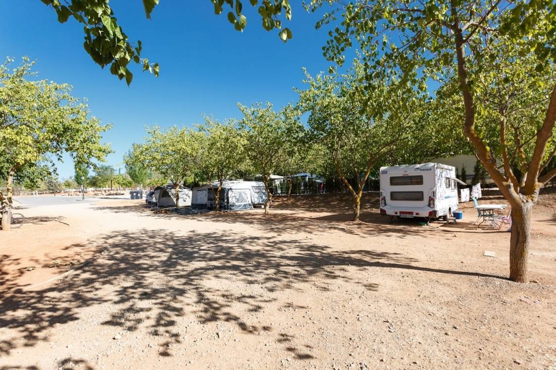 Camping Bungalows La Sierrecilla — Campingplass in Humilladero / Andalucía