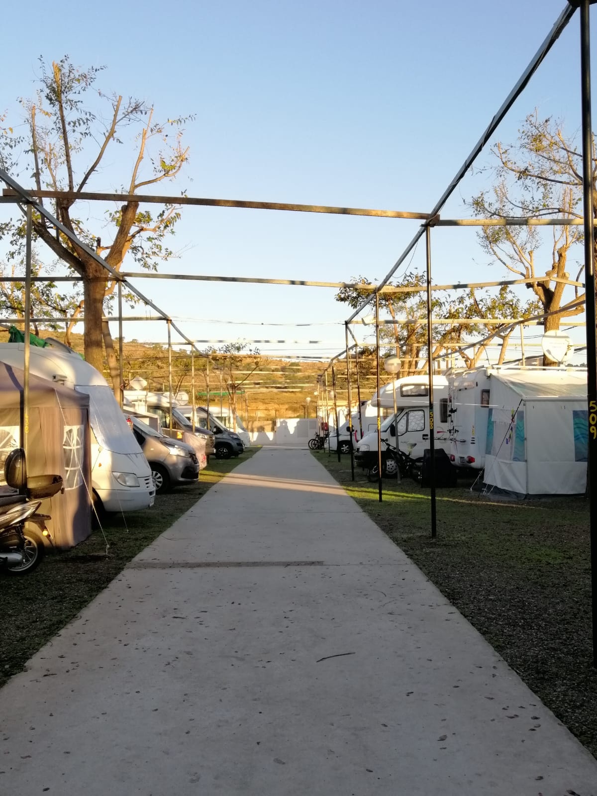 Camping Almayate Costa — Cámping in Almayate / Andalucía