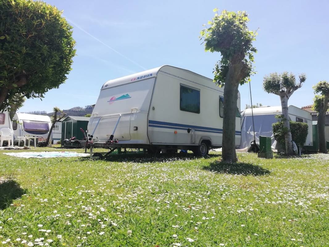 Camping Canido — Місце для кемпінгу in Oia