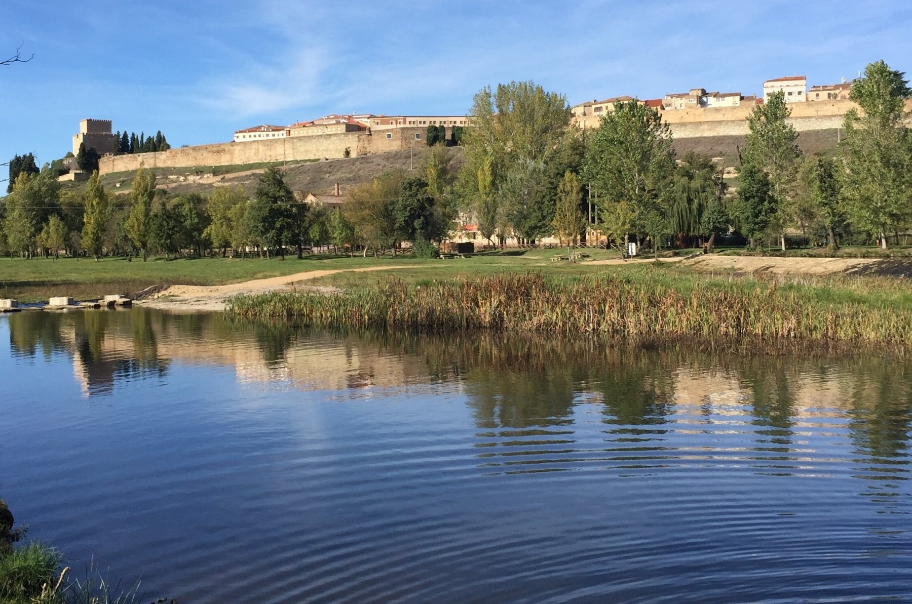 Camping la Pesquera — Cámping in Ciudad Rodrigo