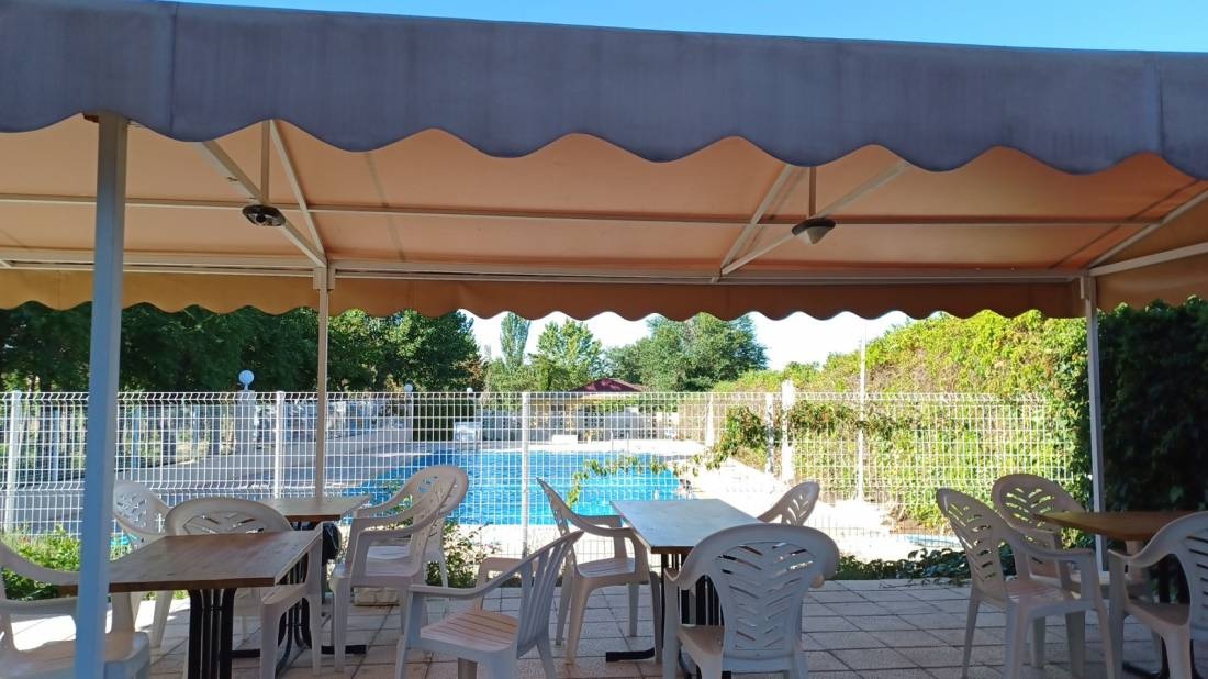 Camping Ruta de la Plata Salamanca — Area da campeggio in Villamayor / Castilla y León