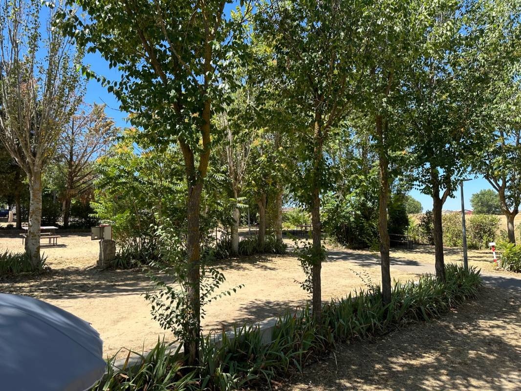 Camping Ruta de la Plata Salamanca — Cámping in Villares de la Reina