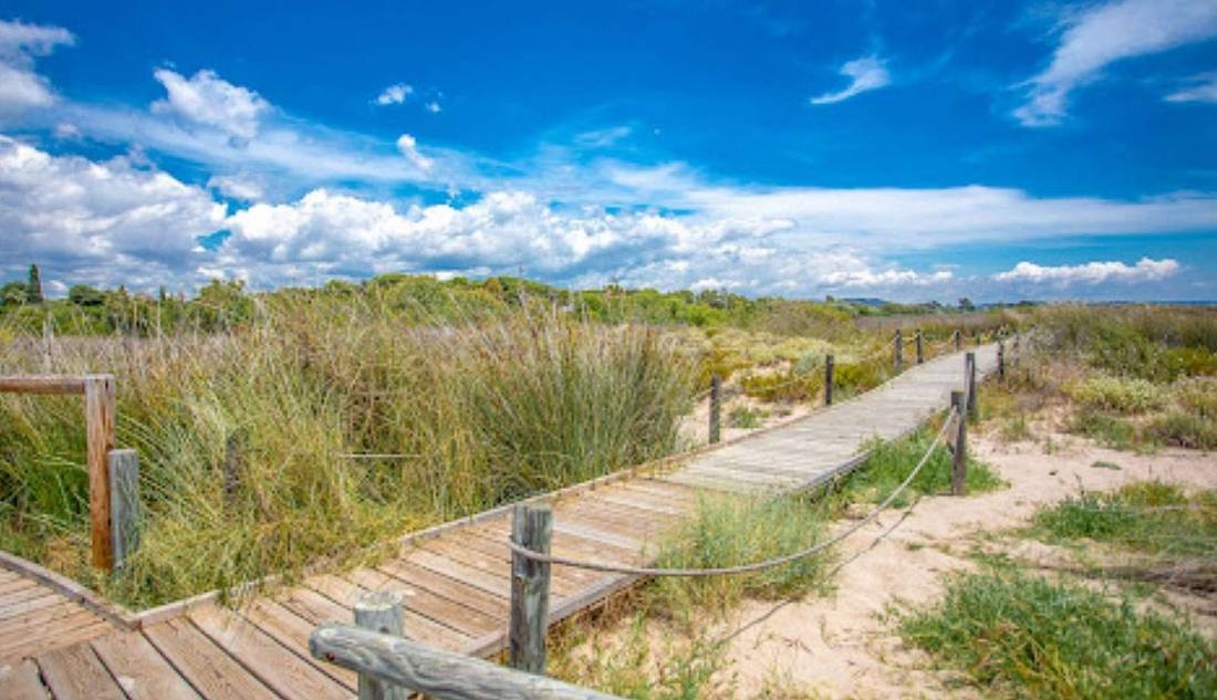 Camping Clara — Kemp in Torredembarra / Catalunya