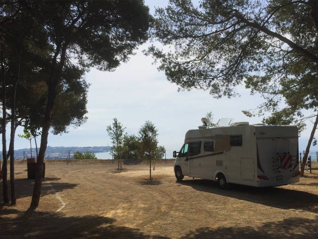 Camping Trillas Platja Tamarit — Campingplatz in Tamarit / Cataluña