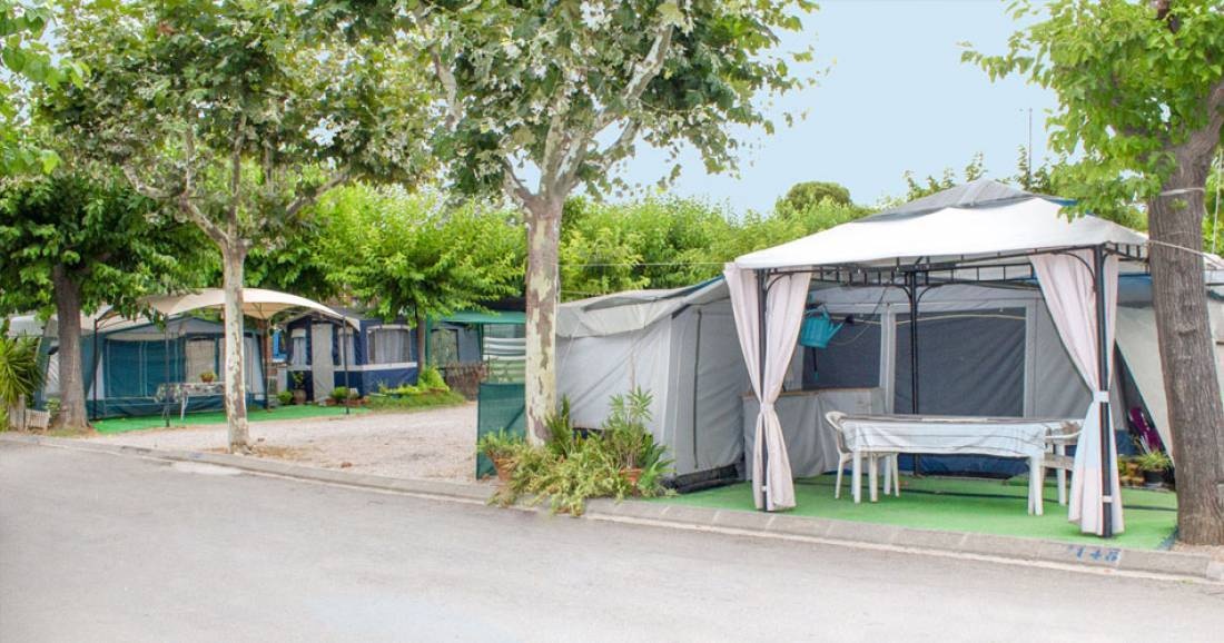 Camping Arc De Bará — Campingplatz in Roda de Berà / Cataluña