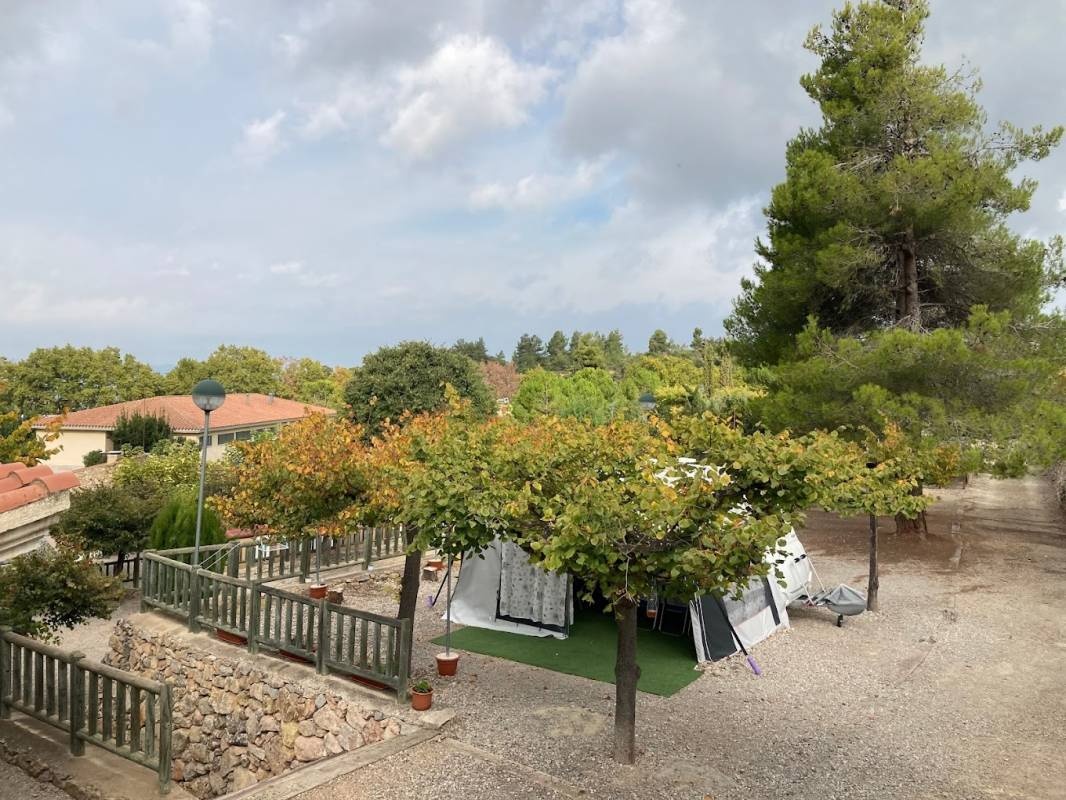 Càmping Alberg Tivissa — Campingplatz in Tivissa