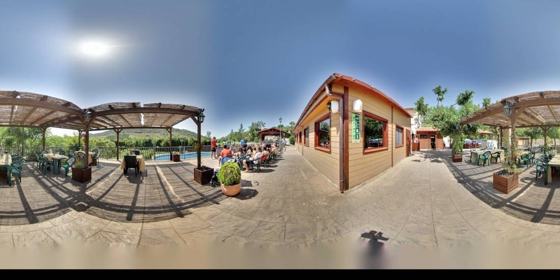 Camping Serra de Prades — Campingplats in Vilanova de Prades