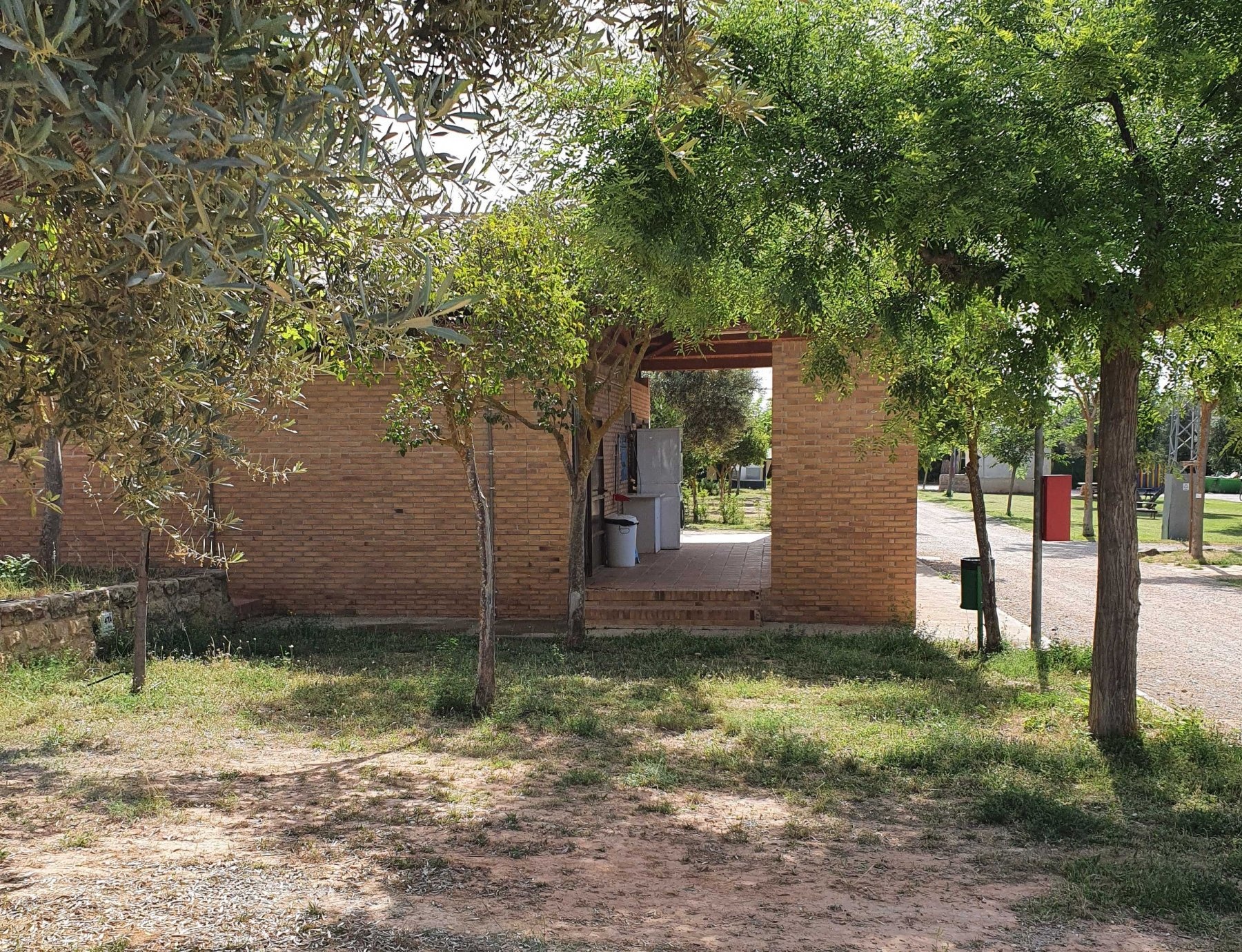 CAMPING ALCAÑIZ ECOLOGIC RESORT — Area da campeggio in Alcañiz / Teruel