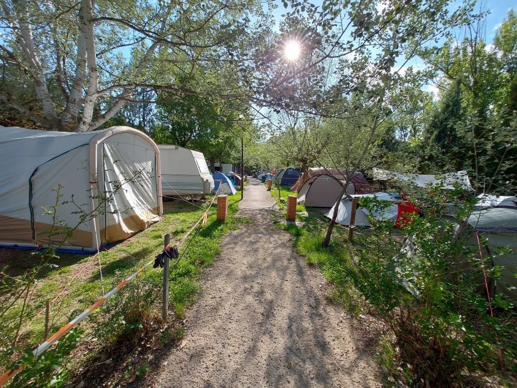 Camping La Morta — Campingplads in Aliaga / Aragón