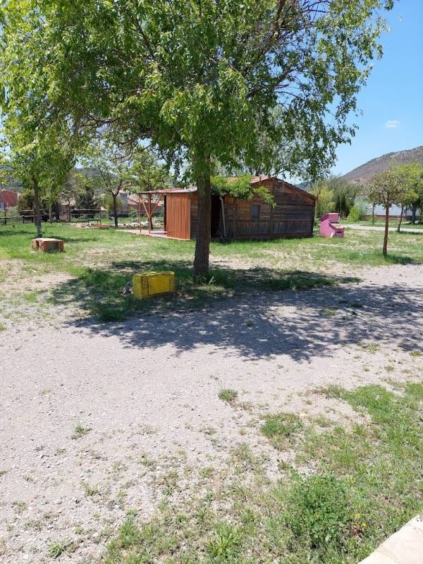 Camping Sierra de Javalambre — Campingplatz in Manzanera