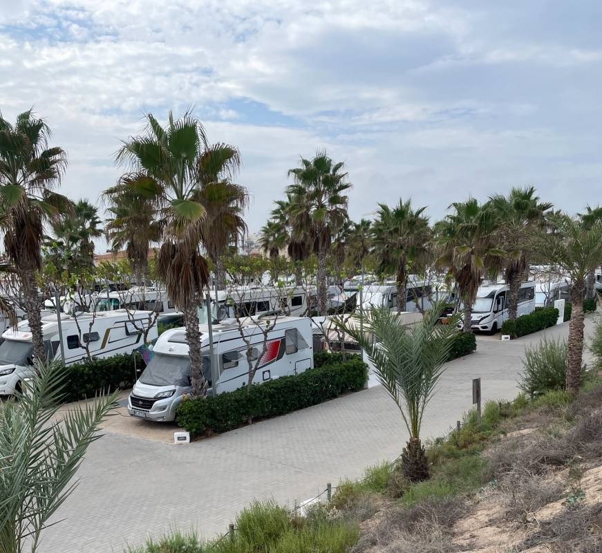 Camping Kikopark — Camping in Oliva / Comunidad Valenciana