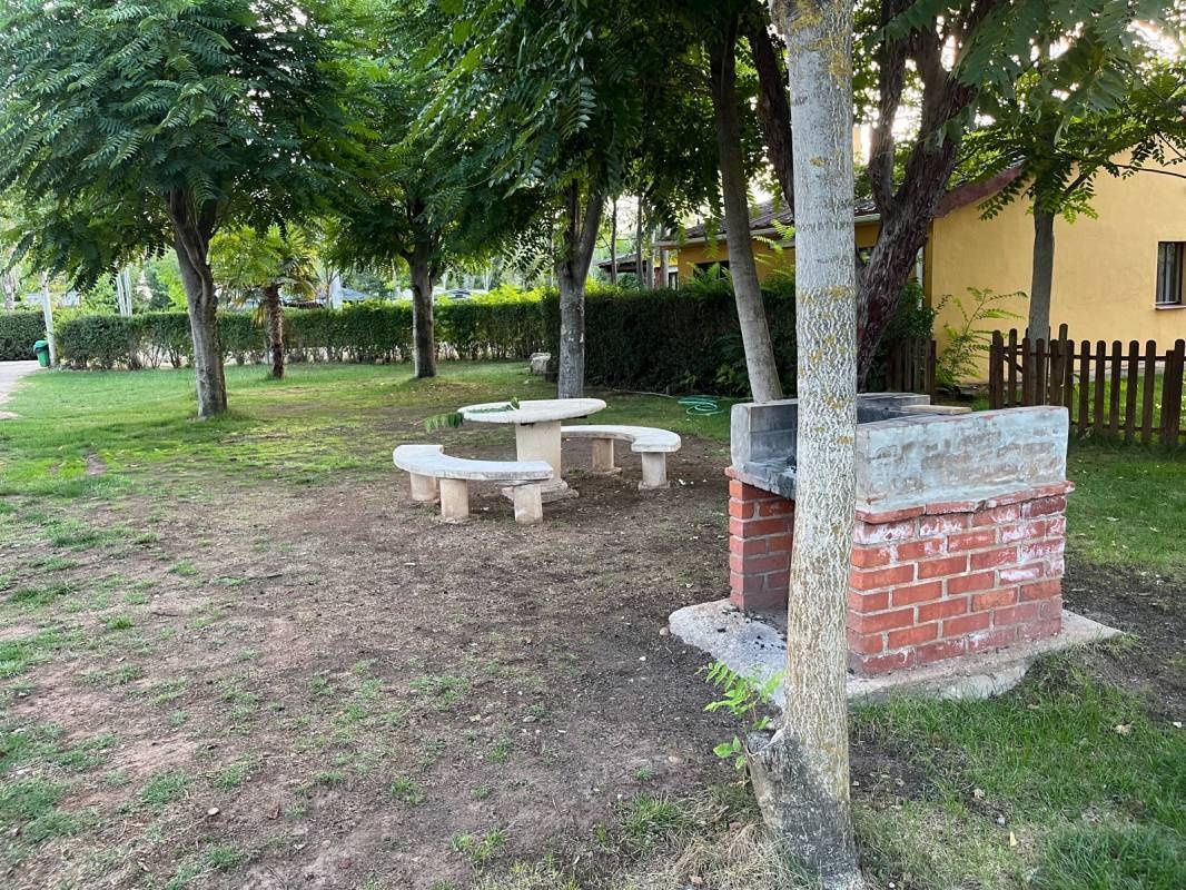 Camping Cubillas — Cámping in Cubillas de Santa Marta / Castilla y León