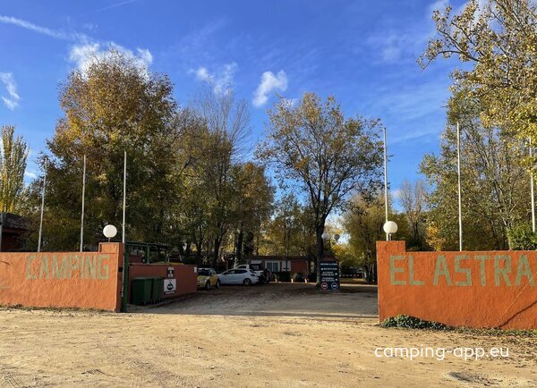 Camping El Astral — Foto 2
