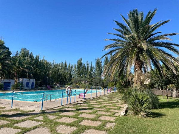 Camping Lake Caspe — Photo 2