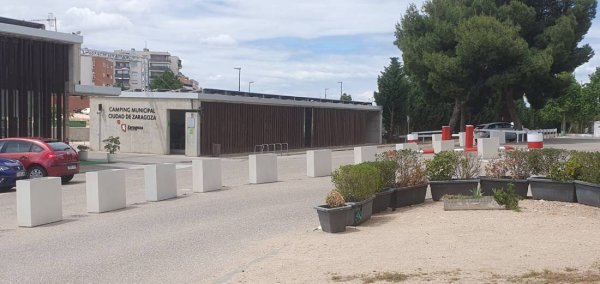 Camping Ciudad De Zaragoza — Photo 3
