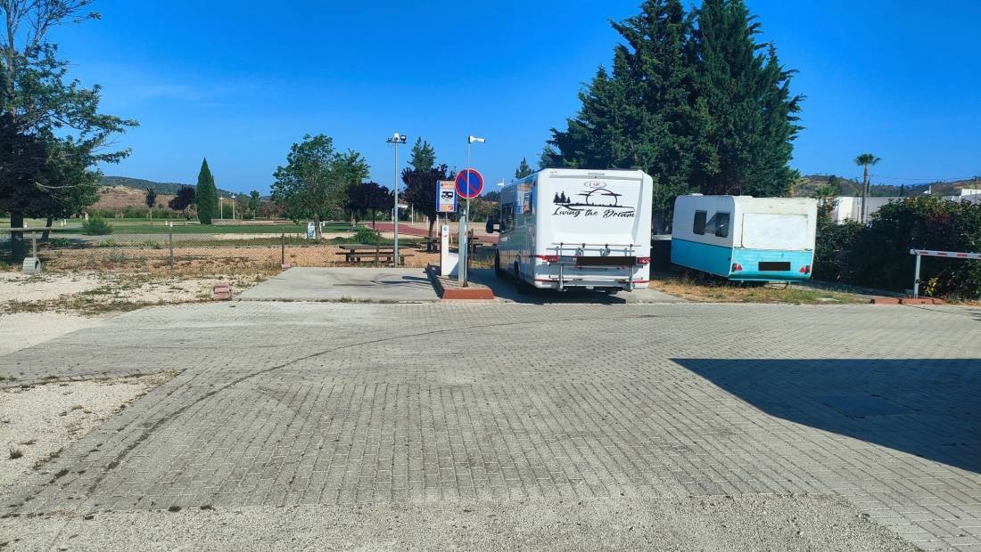 Parque do Rio — Camperplads in Silves