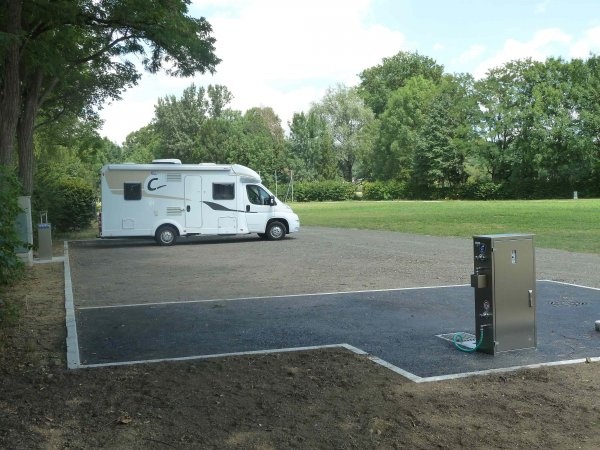 Festgelände Horn — Aire camping car in Horn
