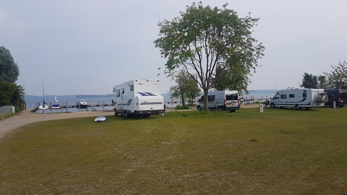 Hangar 19 — Campervan Site in Schwerin