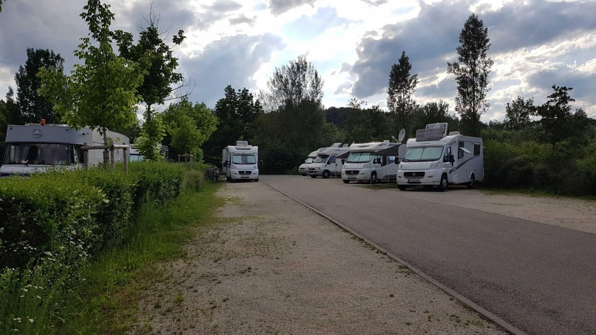 Stellplatz Seewiesen Heidenheim — Area di sosta in Heidenheim an der Brenz