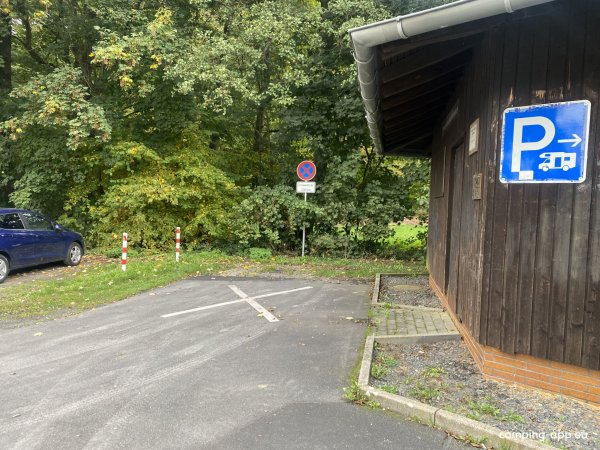 Wohnmobilstellplatz am Festplatz — Photo 5