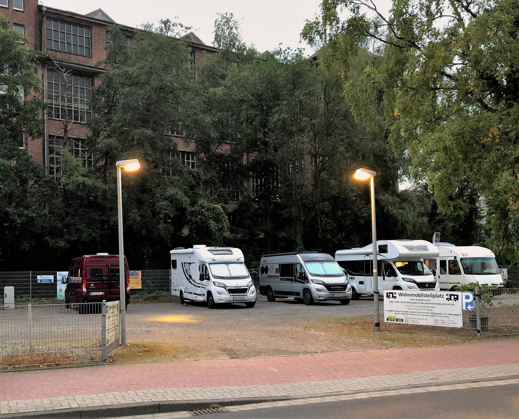 Wohnmobilstellplatz Jade — Bobilplass in WHV