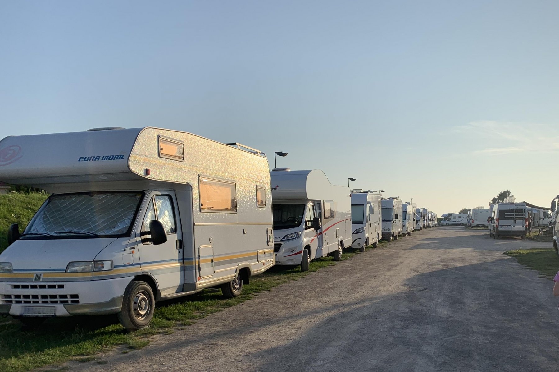 Stellplatz Le Tréport (Klein) — Campervan Site in Le Tréport