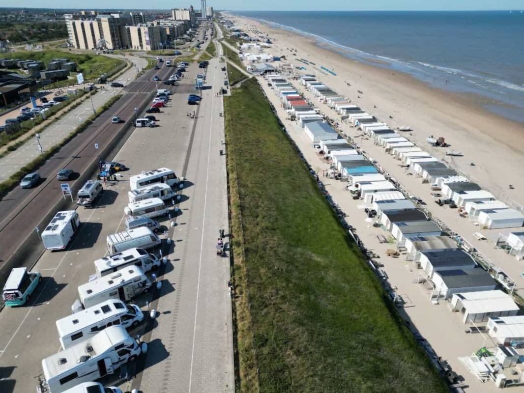Camper parkeren Zandvoort — Campervan Site in Zandvoort
