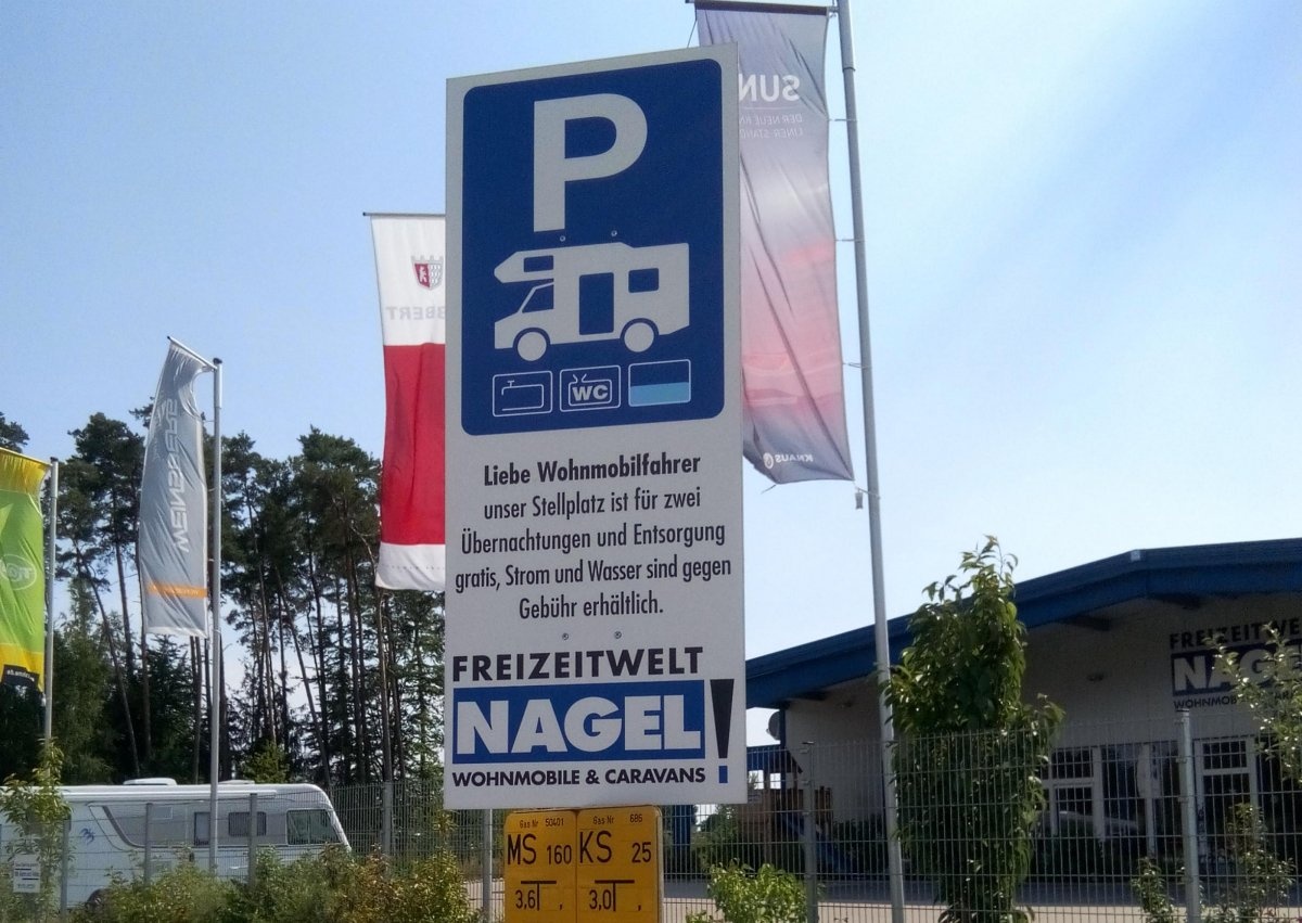 Freizeiwelt Nagel — Campervan Site in Ansbach